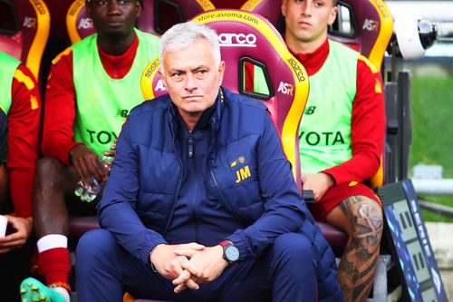 Tiago Pinto, directorul sportiv al celor de la AS Roma, a transmis că obiectivul clubului în acest sezon era obținerea unui loc de Liga Campionilor. Jose Mourinho și-a contrazis șeful.