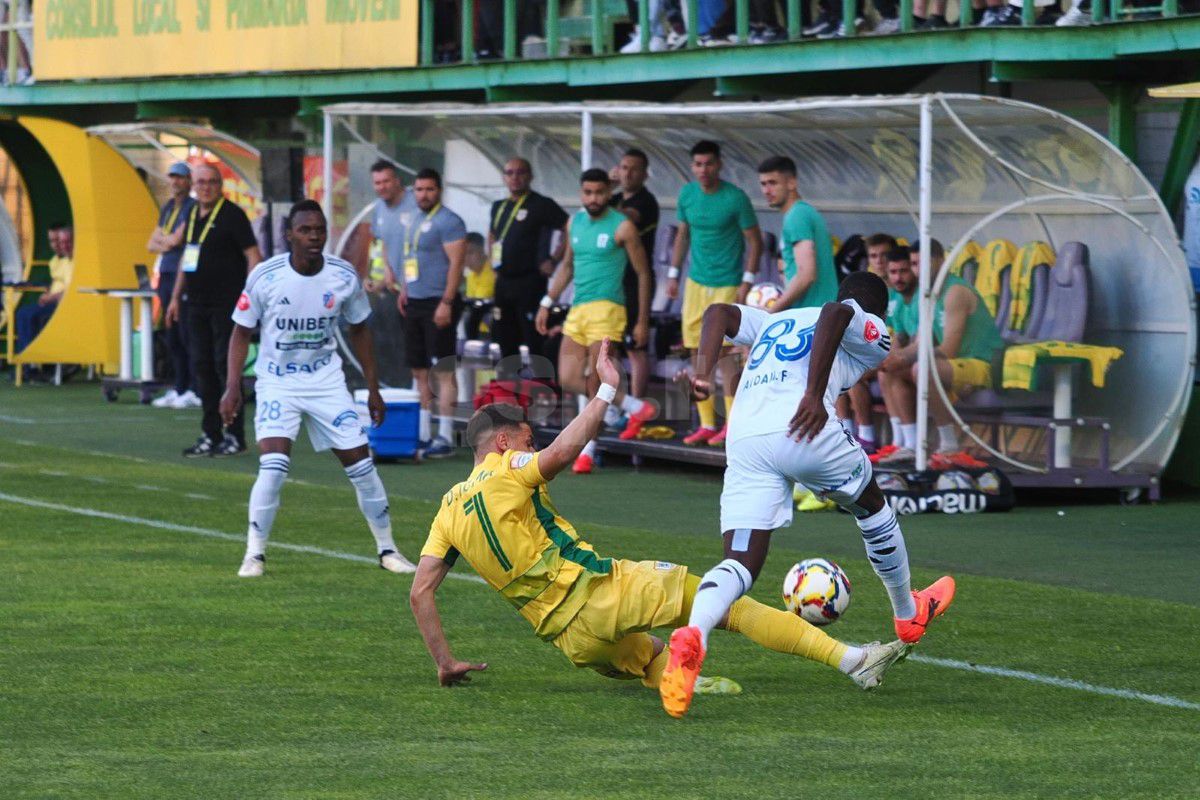 CS Mioveni - FC Botoșani 0-1 » Așa voiau în „A”?! Mioveniul a lăsat de dorit în decisivul pentru Superligă, iar moldovenii își păstrează locul în elită!