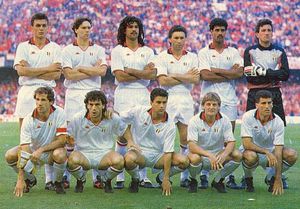 Amintiri după 35 de ani de la marele meci Steaua - AC Milan din 1989: „Ne-au făcut de cacao. Iar Ceaușescu nu ne-a mai dat Ford-urile”