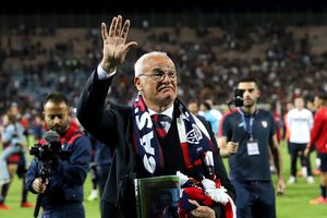 Momente emoționante la ultimul meci din cariera lui Claudio Ranieri » Portița deschisă lăsată de emblematicul antrenor italian