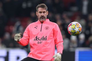 3,2 milioane de euro pe intervenție? Cifrele unui „job de vis” la Manchester City