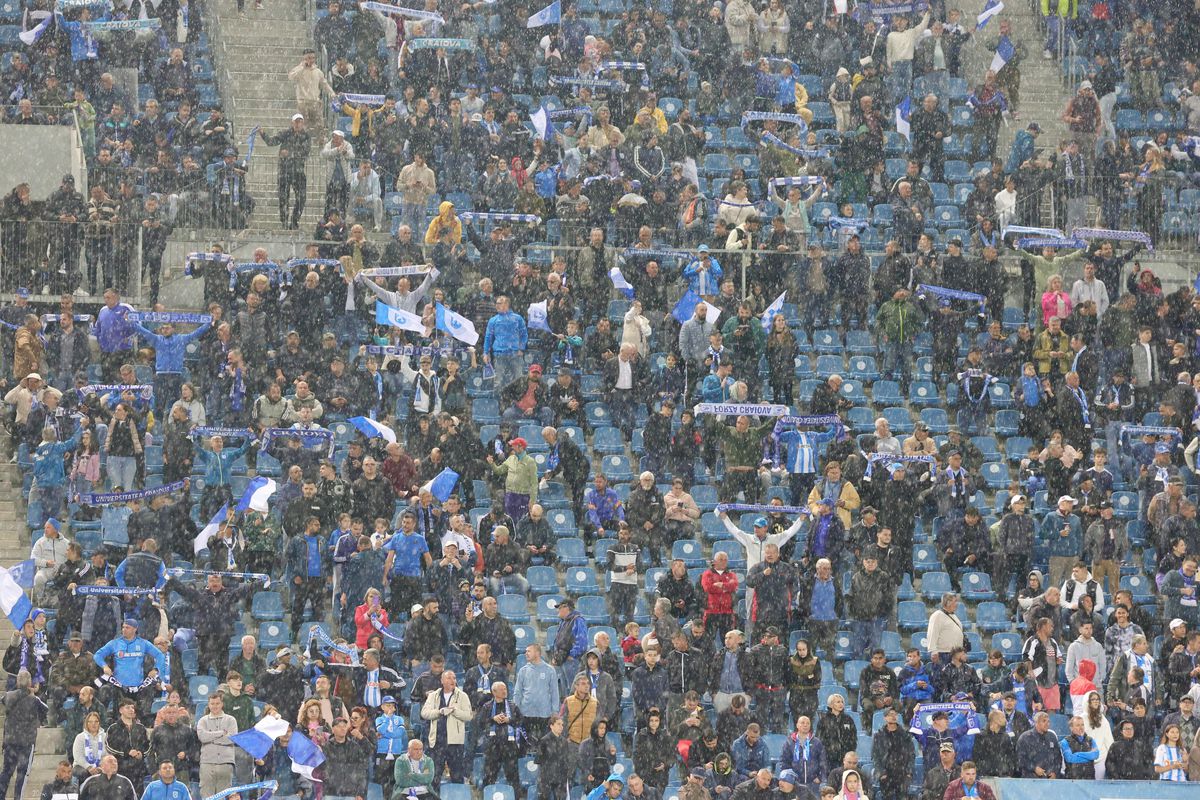 Universitatea Craiova - Dinamo, imagini de la încălzire