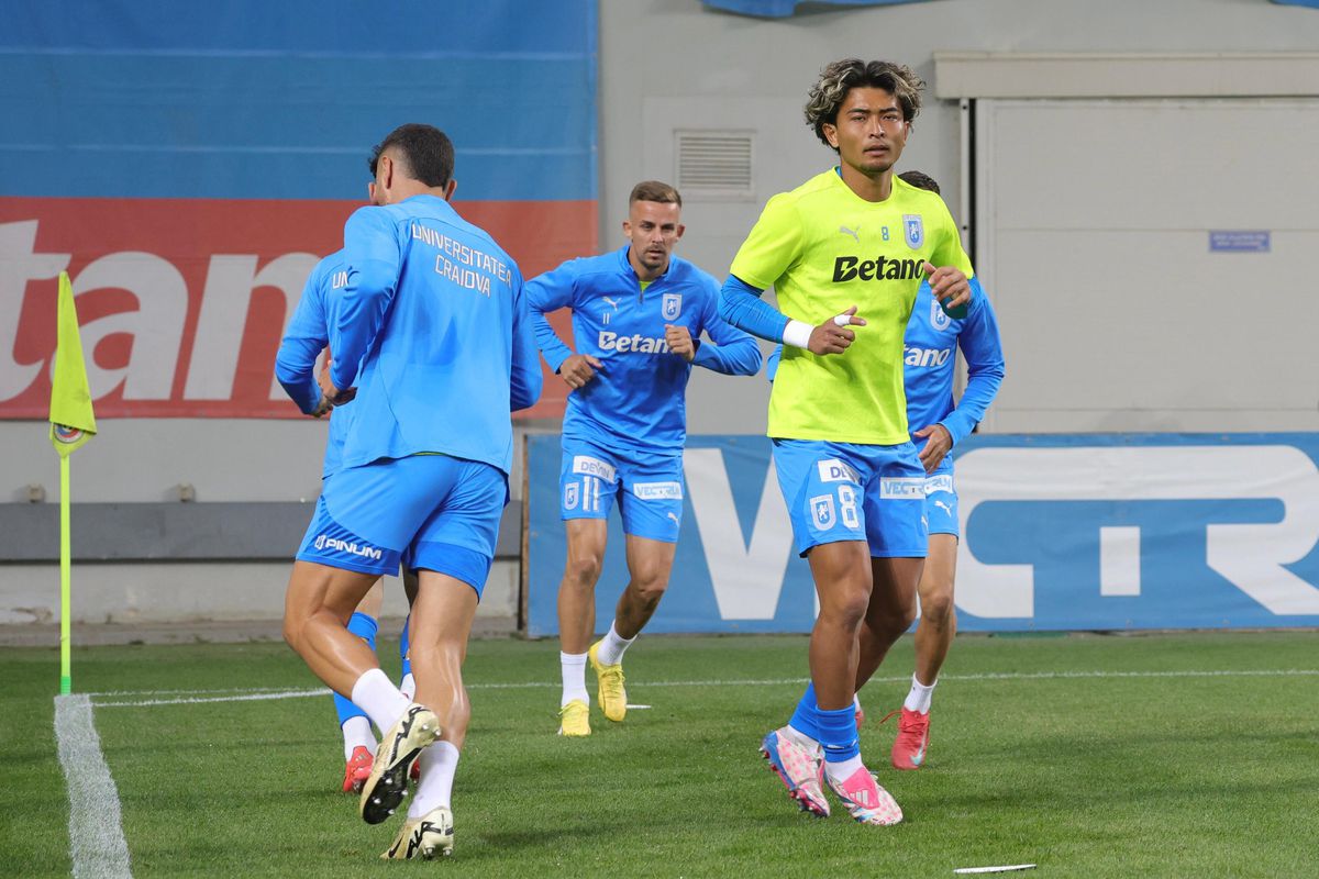 Universitatea Craiova - Dinamo, imagini de la încălzire