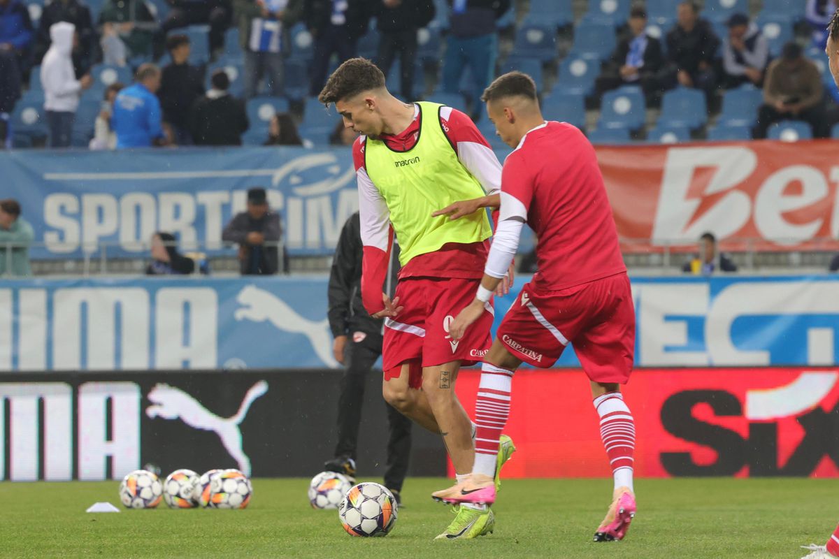 Universitatea Craiova - Dinamo, imagini de la încălzire