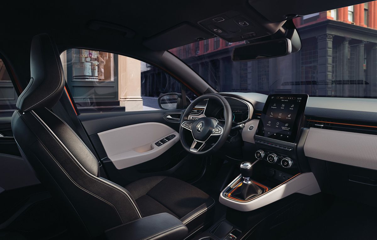 Dacia Sandero și Renault Clio / foto: automarket