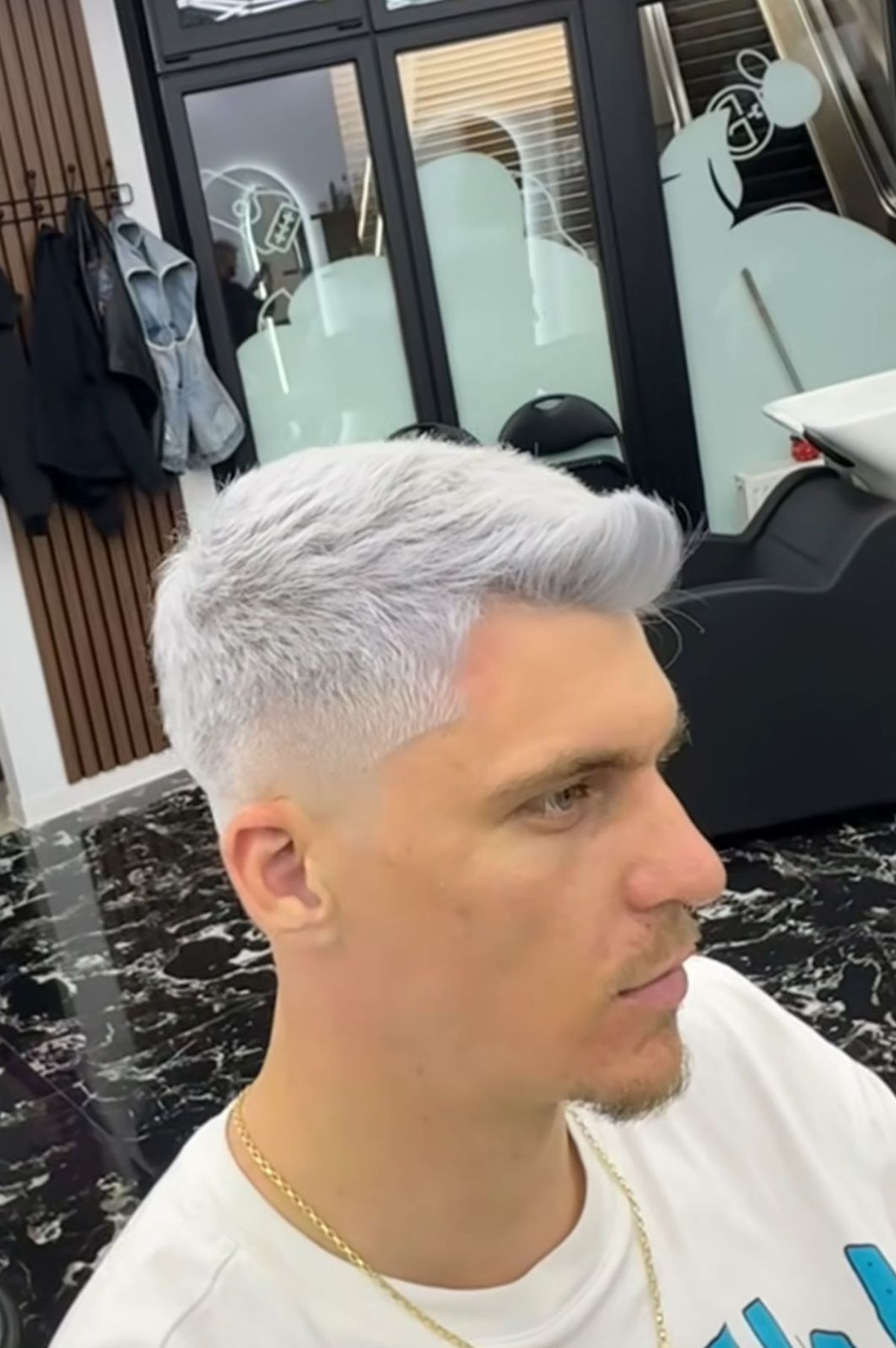 Titularul de la FCSB l-a sfidat pe Gigi Becali » S-a vopsit din nou, la un an de la criticile patronului