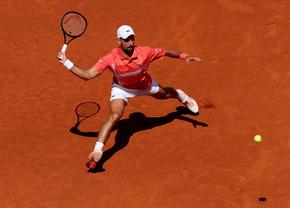Novak Djokovic e din nou aproape de trofeul cu numărul 100