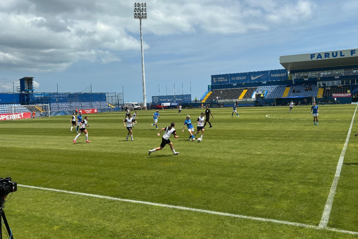 Farul - U Cluj la fotbal feminin