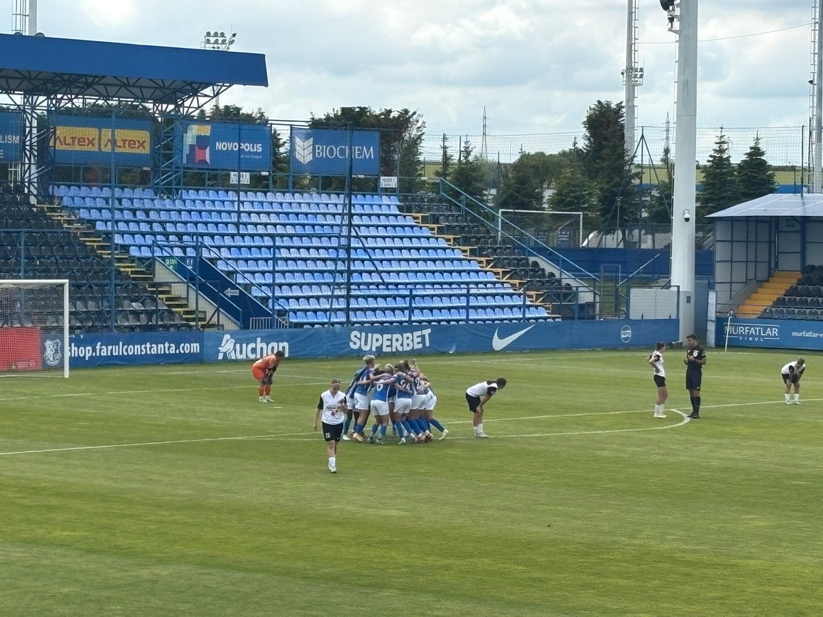 Farul - U Cluj la fotbal feminin