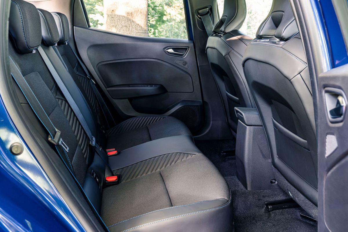 Dacia Sandero a pierdut primul loc în Europa! Cum arată mașina ieftină și cochetă care a depășit-o la vânzări