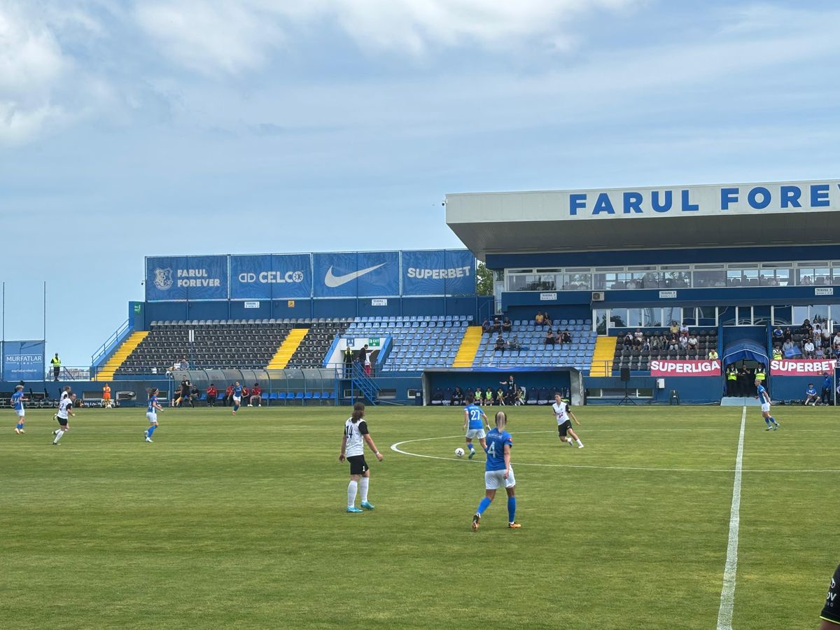 Farul - U Cluj la fotbal feminin
