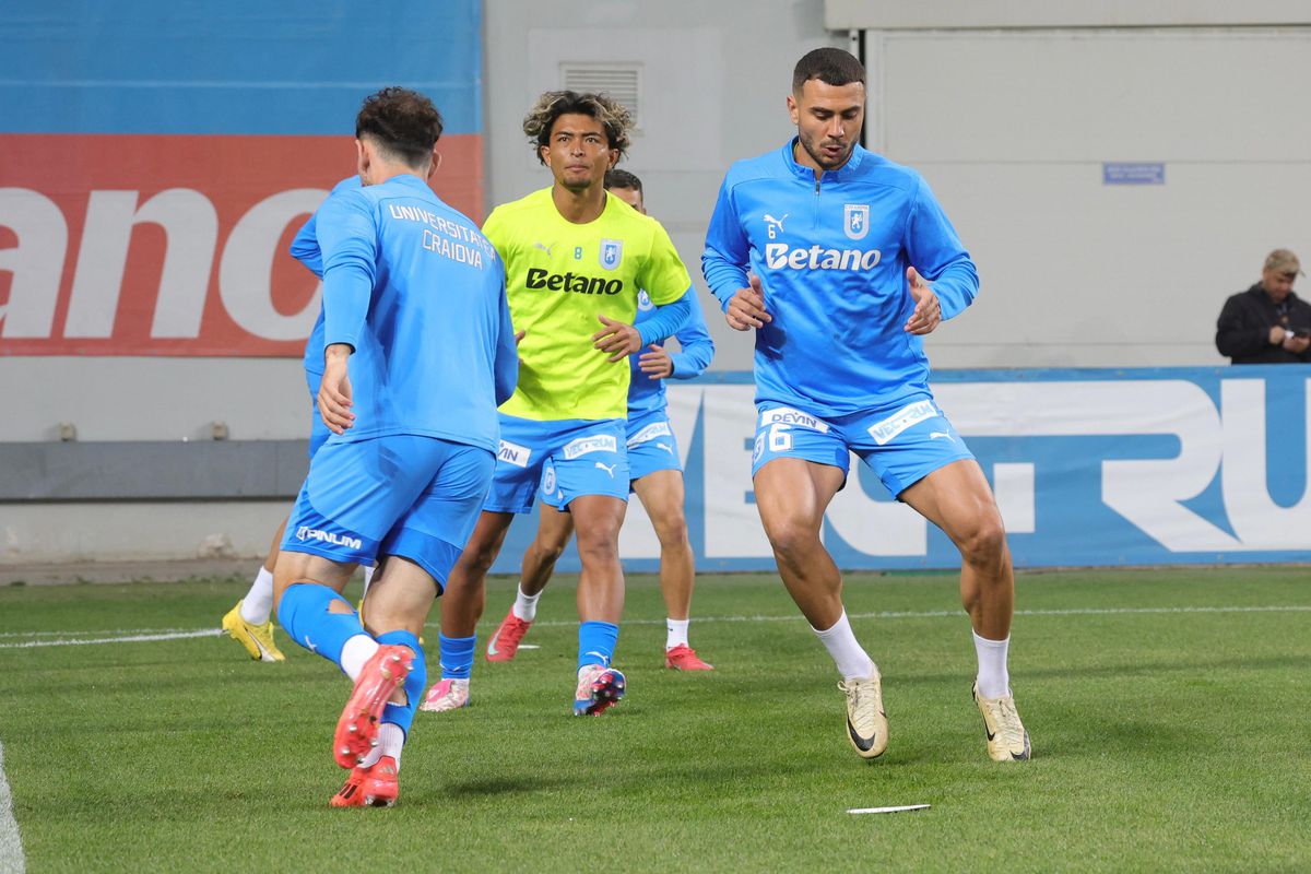 Universitatea Craiova - Dinamo, imagini de la încălzire