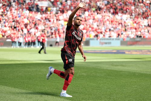 FOTO E gata! Jonathan Tah semnează până în 2029 » Fundașul german va fi prezent la Mondialul Cluburilor
