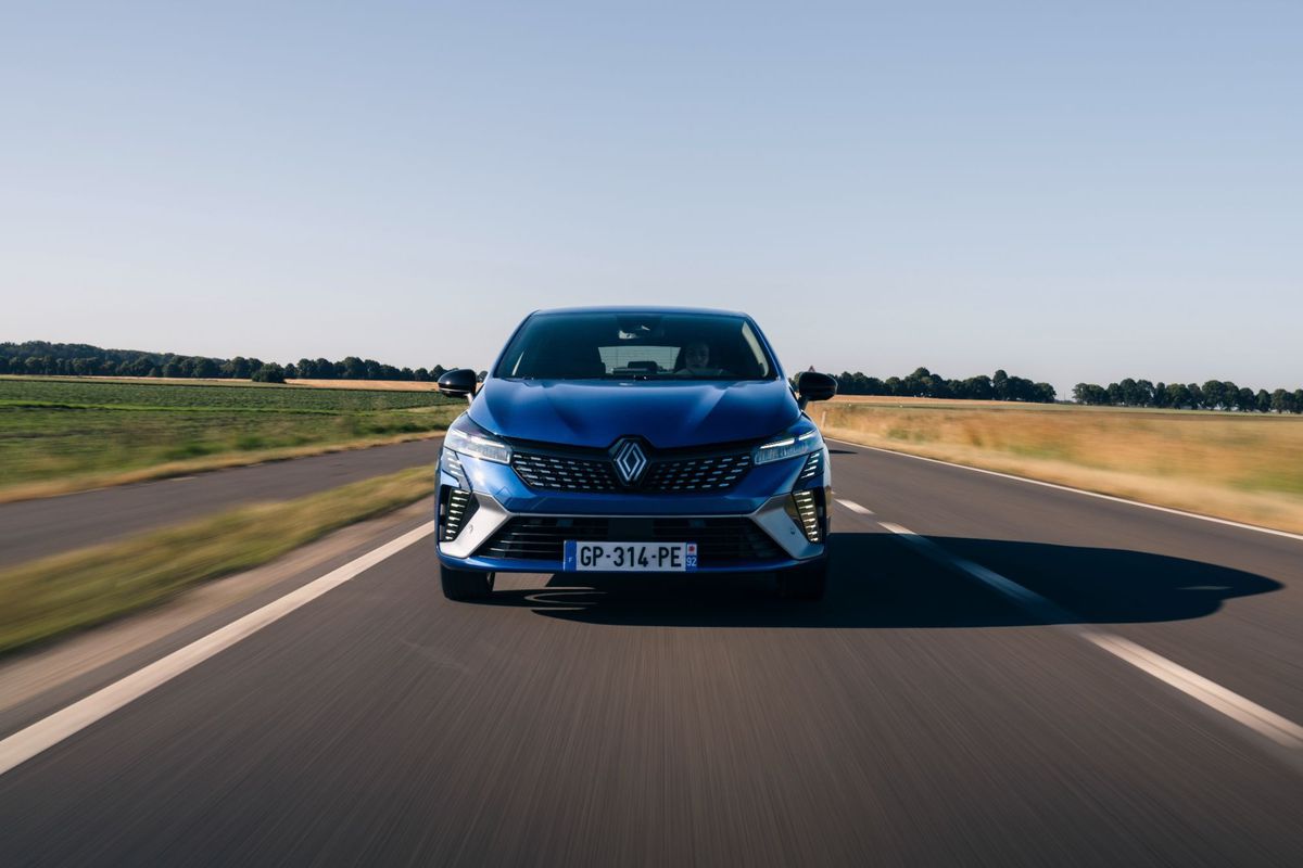 Dacia Sandero a pierdut primul loc în Europa! Cum arată mașina ieftină și cochetă care a depășit-o la vânzări