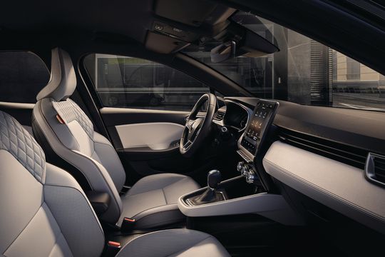 Renault Clio, cea mai vândută mașină din Europa în aprilie / foto: automarket