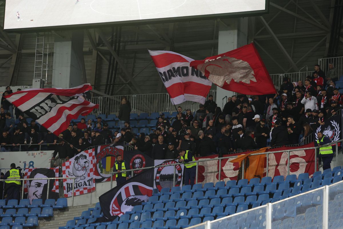 Universitatea Craiova - Dinamo, imagini de la încălzire