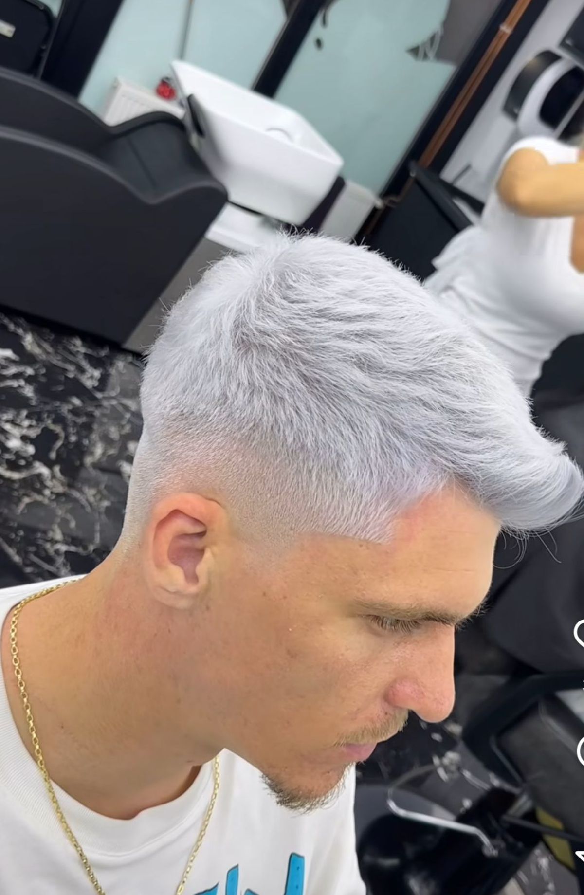 Titularul de la FCSB l-a sfidat pe Gigi Becali » S-a vopsit din nou, la un an de la criticile patronului