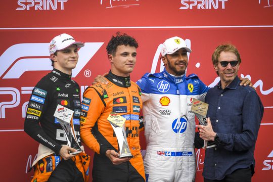 Lewis Hamilton îl laudă pe Oscar Piastri // foto: Imago