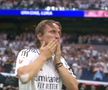 Copleșitor! S-au oprit în timpul meciului și au format garda de onoare pentru Luka Modric. Croatul, în lacrimi la ultimul lui meci pe „Bernabeu”