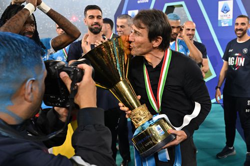 SPECIAL „Il Grande” Antonio Conte, acum și în templul lui Maradona