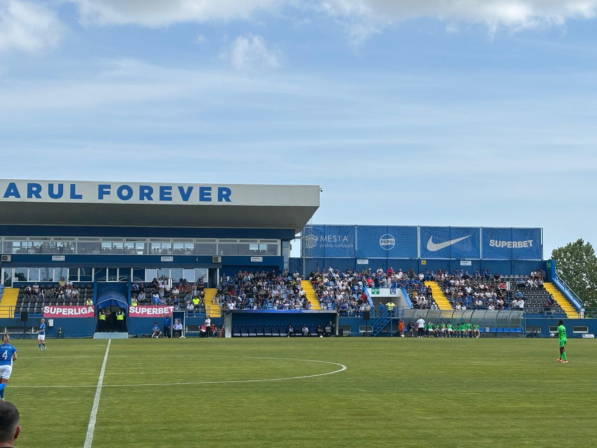 Farul, antrenament cu public la ultimul meci din Superliga feminină. Ploaie de goluri la Ovidiu