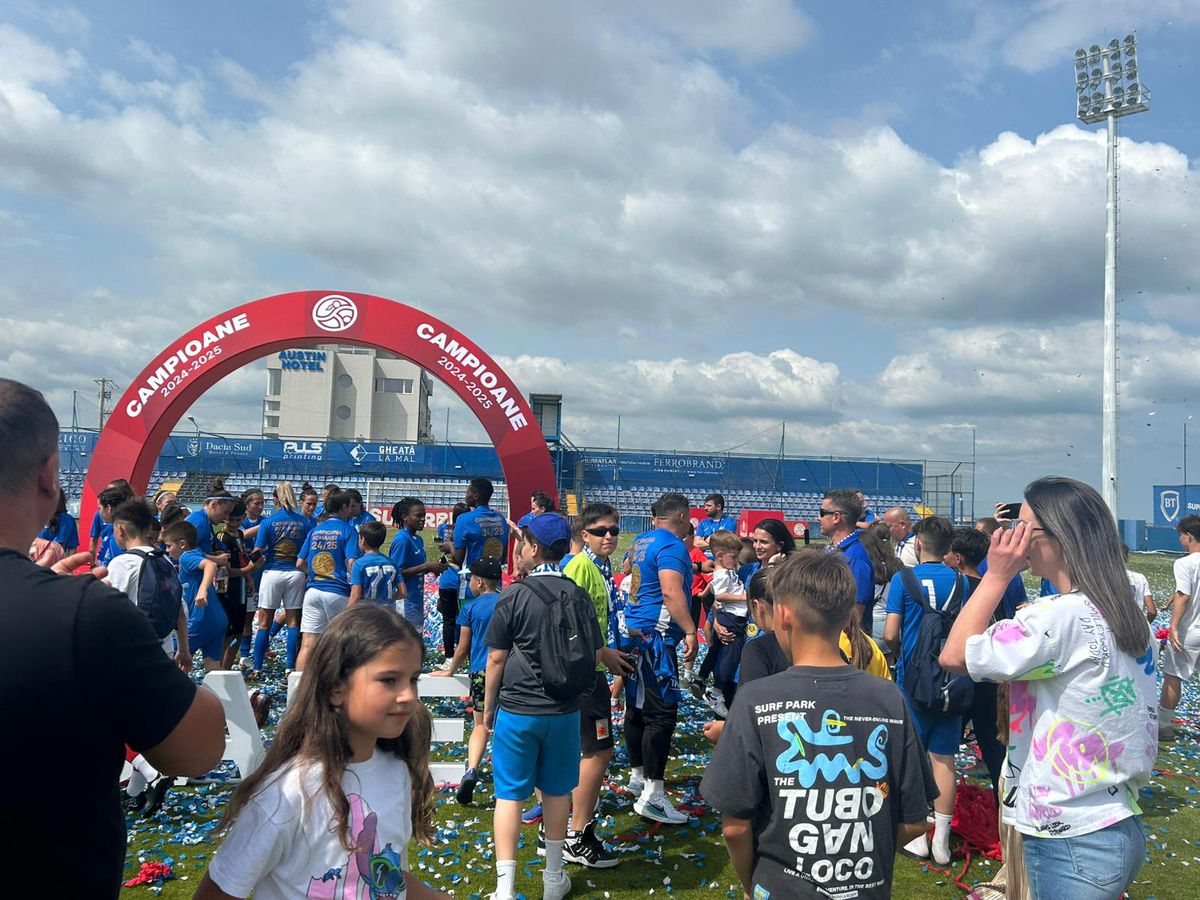 Farul a câștigat campionatul la fotbal feminin