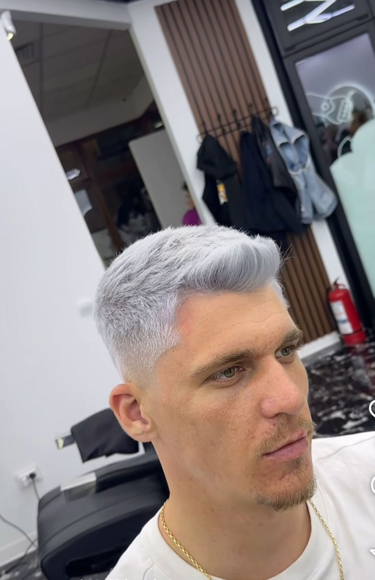 Titularul de la FCSB l-a sfidat pe Gigi Becali » S-a vopsit din nou, la un an de la criticile patronului