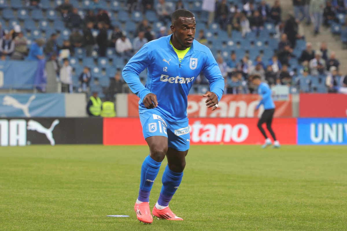 Universitatea Craiova - Dinamo, imagini de la încălzire