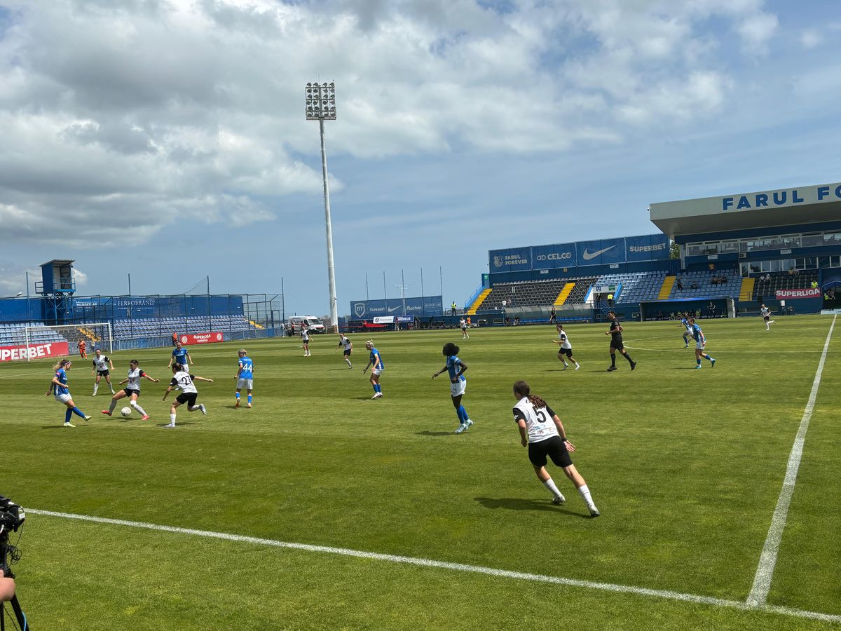 Farul - U Cluj la fotbal feminin