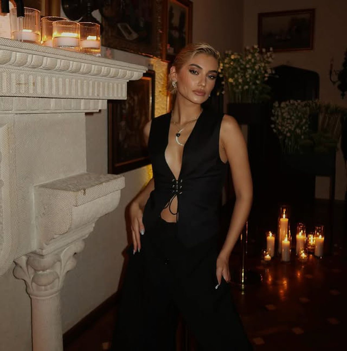 Bîrligea și Antonia au plecat în vacanță la Milano și s-au întâlnit cu o cântăreață cunoscută: „Te voi iubi pân' la sfârșitul lumii”