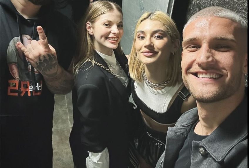 FOTO Bîrligea și Antonia au plecat în vacanță la Milano și s-au întâlnit cu o cântăreață cunoscută: „Te voi iubi pân' la sfârșitul lumii”