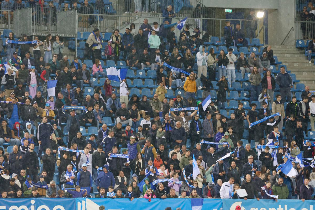 Universitatea Craiova - Dinamo, imagini de la încălzire