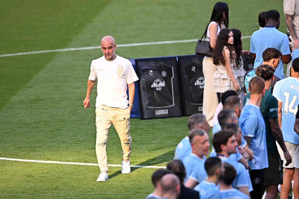 Pep Guardiola, în lacrimi la despărțirea de Manchester City, sub privirile tatălui său: „De ce mă iubiți atât de mult?”
