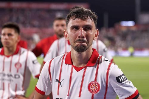 Din Liga Campionilor direct în Liga 2, într-un singur an // foto: Imago