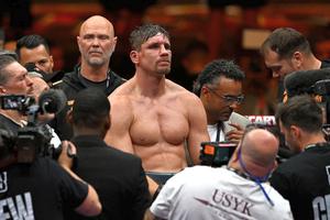 Verhoeven vrea să facă apel după lupta cu Usyk: „A oprit meciul după gong”