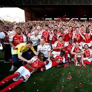 Arsenal a ridicat trofeul Premier League/ foto Getty Images