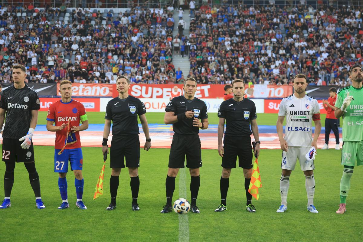FCSB - FC Botoșani » Duel în semifinala barajului pentru Conference League: Dawa înscrie în minutul 53