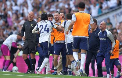Tottenham s-a salvat dramatic de la retrogradare, cu Radu Drăgușin pe teren! Lacrimi de bucurie la Londra