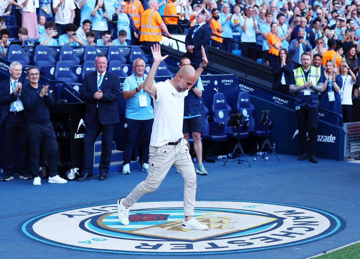 Pep Guardiola, în lacrimi la despărțirea de Manchester City, sub privirile tatălui său: „De ce mă iubiți atât de mult?”