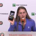 Marta Kostyuk a arătat o fotografie cu o clădire în flăcări, la doar 100 de metri de casa familiei sale / sursă foto: X