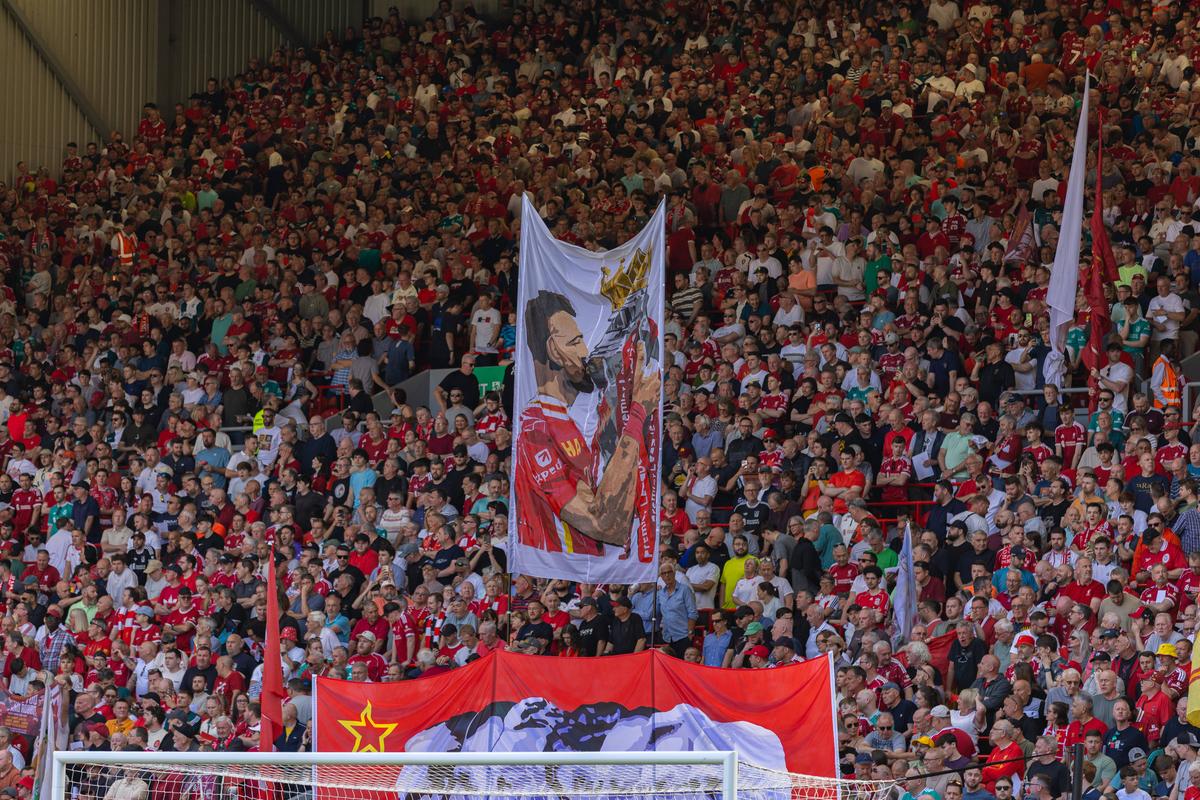 Faraonul și-a luat adio: Emoțiile au copleșit „Anfield” la ultimul meci al lui Mohamed Salah la Liverpool