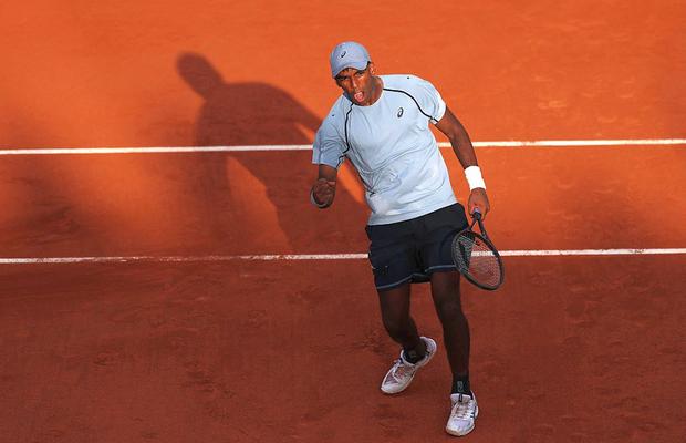 Primul mare șoc la Roland Garros » Debutantul de pe locul 148 ATP a eliminat un favorit: victoria carierei