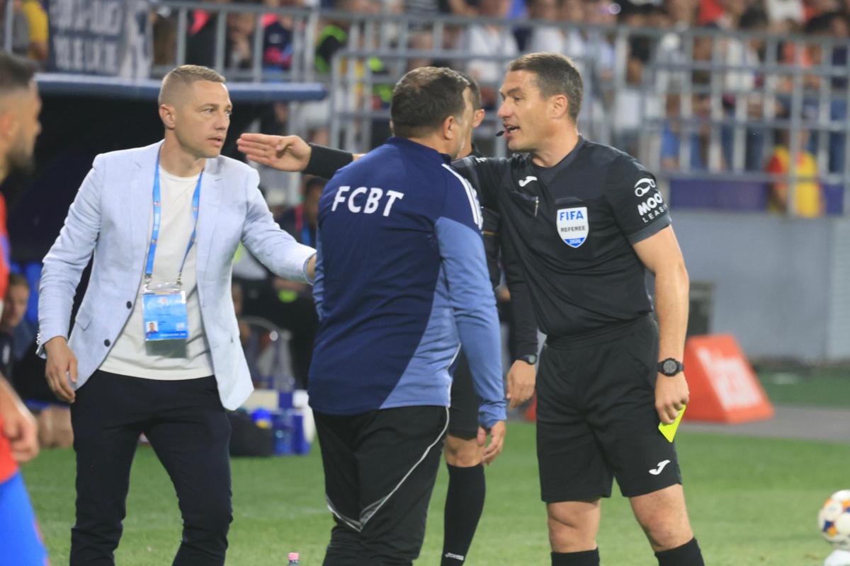 A primit „galben” din partea lui Istvan Kovacs, iar apoi a avut o criză de râs la adresa arbitrului