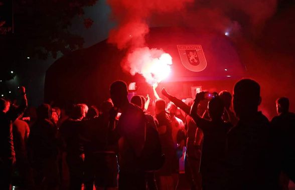 CRAIOVA - BOTOȘANI 2-1 // VIDEO Ce s-a întâmplat după meci » Imaginile serii pe „Ion Oblemenco” + surpriza care i-a așteptat pe jucători în cantonament