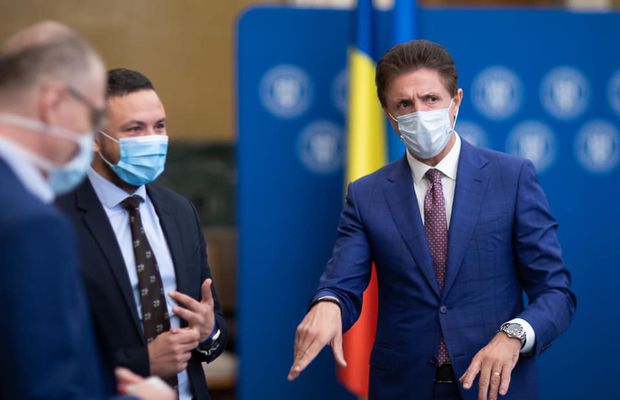 FOTO Noile arene sunt aproape gata! Când va fi montat gazonul la stadioanele Ghencea, Giulești și Arcul de Triumf