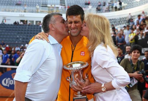Novak Djokovic, împreună cu părinții