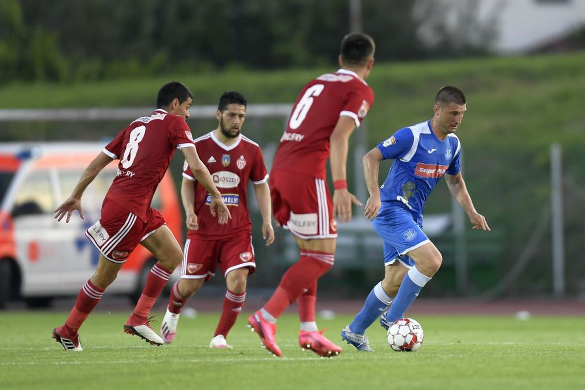 SEPSI - POLI IAȘI 5-1. Ce i-ar fi spus Leo Grozavu lui Hațegan înainte să fie trimis în tribună: „Faci numai circ”