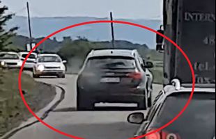 VIDEO Filmare HALUCINANTĂ la Baia Mare: un Q7 intră pe trotuar, apoi sperie un TIR în curbă! Cum s-a terminat totul