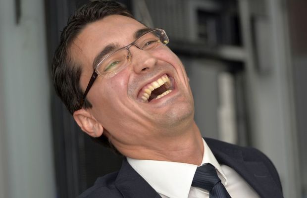 Răzvan Burleanu joacă alba-neagra cu banii de la UEFA! De ce ascunde FRF milioanele de euro oferite pentru salvarea cluburilor