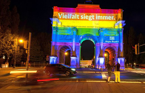 Germania s-a aprins în culorile LGBT! Imagini surprinse în timpul meciului cu Ungaria